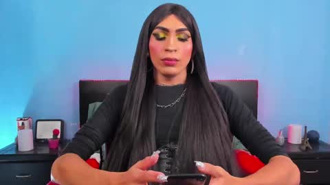 Abbigail Fuster  online show from 12.23.24