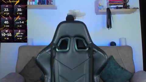 Abbigail Fuster  online show from 10.05.25