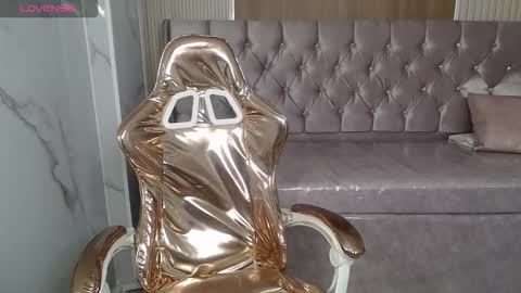 Snapshot of abby1_b_ chatting on 01.13.26 Abby online show from 01.13.26