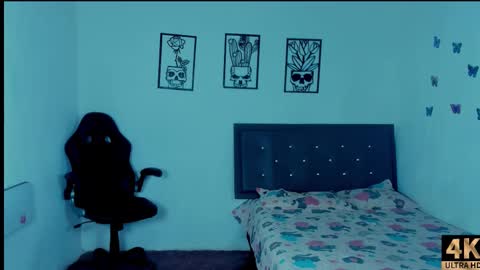 Snapshot of abby_sexygirl1 chatting on 11.07.25 Abby online show from 11.07.25