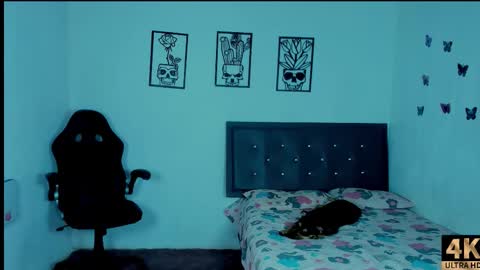 Snapshot of abby_sexygirl1 chatting on 11.09.25 Abby online show from 11.09.25