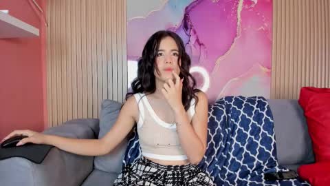 abby_swett1 online show from 11.21.25