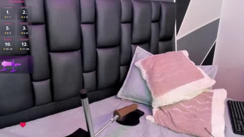 abbyadams23 online show from 04.22.26