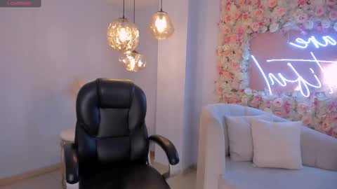 Abby Dalton  online show from 03.08.25