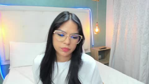 Snapshot of abbydixon1 chatting on 12.14.24 Abby Dixon online show from 12.14.24