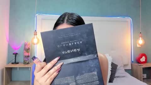 Abby Dixon  online show from 11.06.25