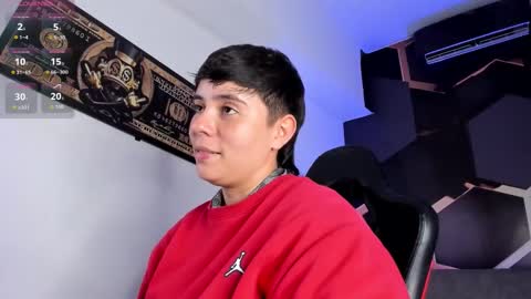 Snapshot of abbysmiitth_ chatting on 11.19.25 Abby Smith online show from 11.19.25