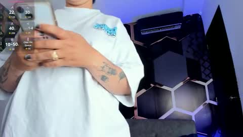 Snapshot of abbysmiitth_ chatting on 11.28.25 Abby Smith online show from 11.28.25