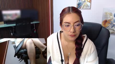 Abby Stones online show from 03.05.25