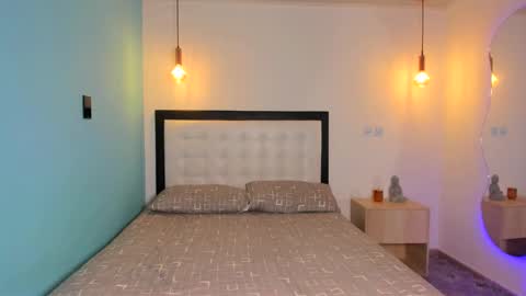  Abella and Kendra  online show from 09.25.25