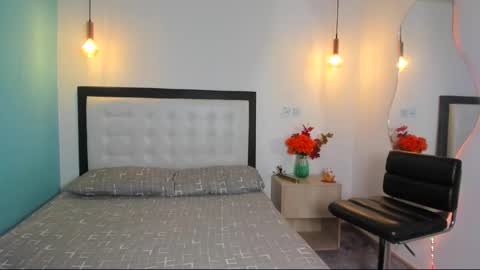  Abella and Kendra  online show from 11.05.25