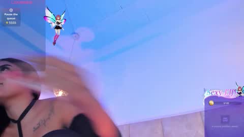 Snapshot of abelladgr chatting on 12.22.25 abelladgr online show from 12.22.25