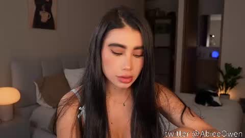 Snapshot of abie_owen chatting on 07.23.26 abie_owen online show from 07.23.26
