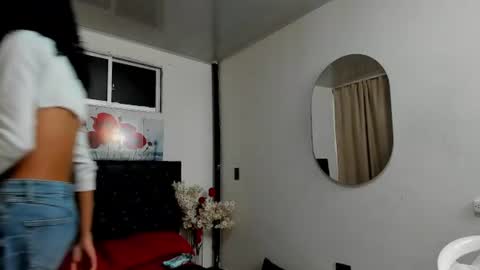 Snapshot of abigail_f00x chatting on 07.20.26 Abigail online show from 07.20.26