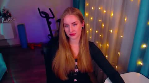 Snapshot of abigail_flex chatting on 12.02.24 Anna online show from 12.02.24