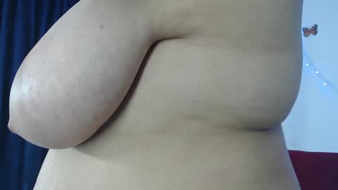 abigail_jhonss online show from 01.14.25