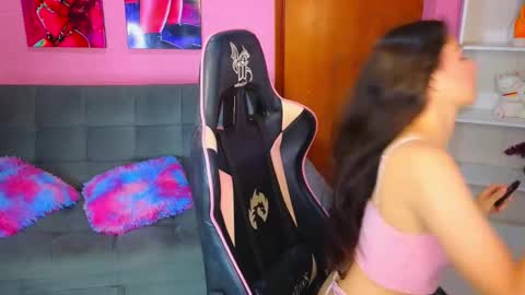 Snapshot of abigail_monroe__ chatting on 10.16.25 abigail_monroe__ online show from 10.16.25