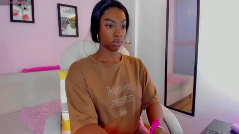 Snapshot of abigail_montoya chatting on 04.22.26 Abigail online show from 04.22.26