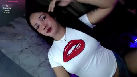 Snapshot of abigail_vergara chatting on 06.04.26 abigail_vergara online show from 06.04.26
