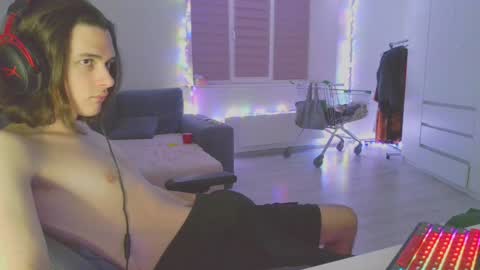 hi  cum in pvt noi extra tip online show from 12.16.24