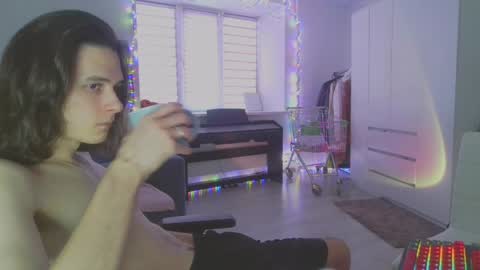 hi  cum in pvt noi extra tip online show from 01.24.25