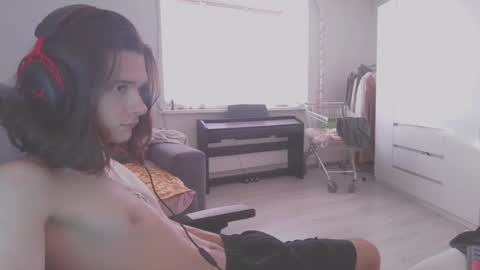 hi  cum in pvt noi extra tip online show from 02.06.25