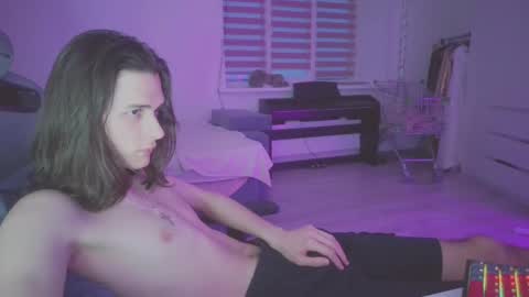 hi  cum in pvt noi extra tip online show from 03.01.25