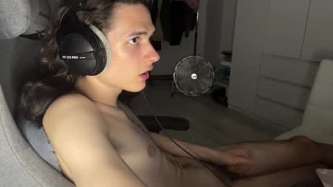 hi  cum in pvt noi extra tip online show from 08.02.26