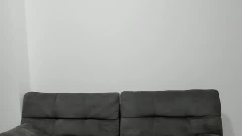 abril2234 online show from 10.21.25