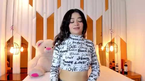 abril_cooper11 online show from 12.18.25