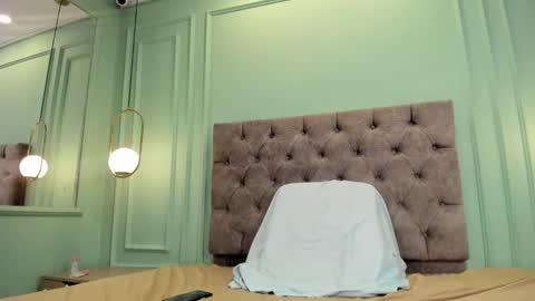 Snapshot of abril_jones10 chatting on 01.21.25 Abril jones online show from 01.21.25