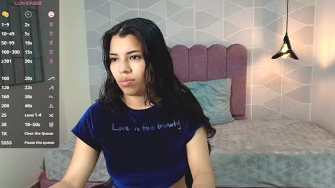 Snapshot of abril_matthews chatting on 12.23.24 ABRIL MATTHEWS online show from 12.23.24