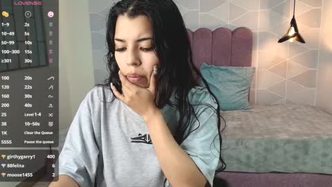 Snapshot of abril_matthews chatting on 12.23.24 ABRIL MATTHEWS online show from 12.23.24