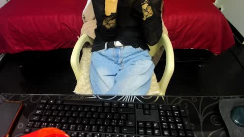 ABRIL online show from 02.01.25