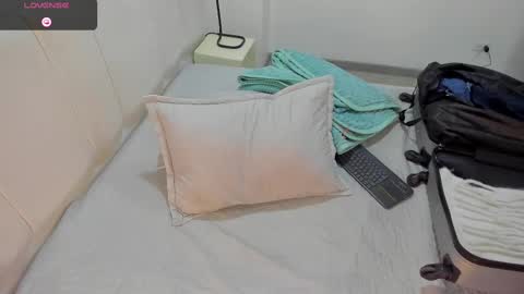 Snapshot of abrilsonne chatting on 02.23.25 AbrilSonne online show from 02.23.25