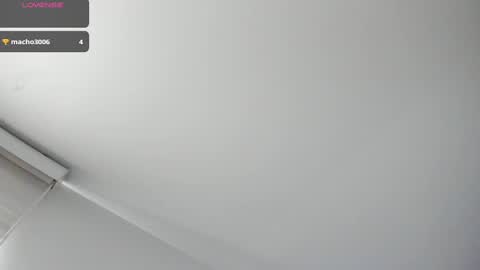 Snapshot of abrilsonne chatting on 03.09.25 AbrilSonne online show from 03.09.25