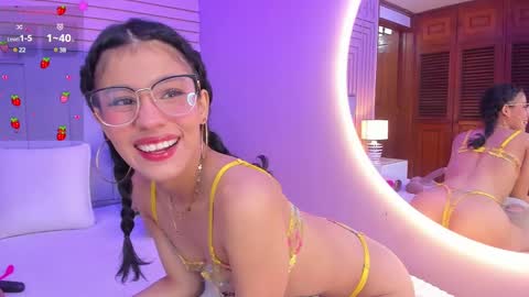 Snapshot of aby_lee_ chatting on 12.23.24 Aby online show from 12.23.24