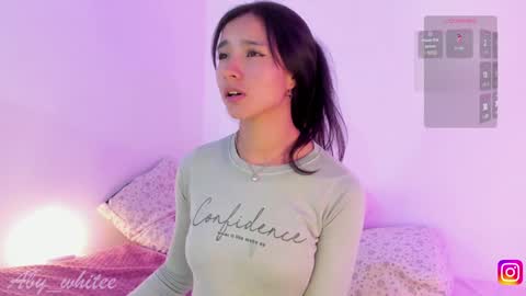 Snapshot of aby_whitee chatting on 12.10.24 Aby online show from 12.10.24