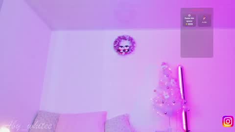 Snapshot of aby_whitee chatting on 12.16.24 Aby online show from 12.16.24