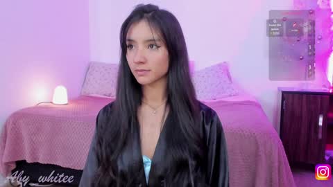 Snapshot of aby_whitee chatting on 12.18.24 Aby online show from 12.18.24