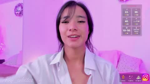 Snapshot of aby_whitee chatting on 12.20.24 Aby online show from 12.20.24