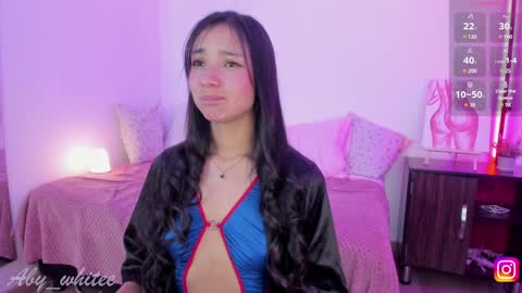 Snapshot of aby_whitee chatting on 01.28.25 Aby online show from 01.28.25