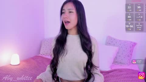 Snapshot of aby_whitee chatting on 01.29.25 Aby online show from 01.29.25