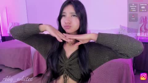 Snapshot of aby_whitee chatting on 02.08.25 Aby online show from 02.08.25