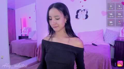 Snapshot of aby_whitee chatting on 02.22.25 Aby online show from 02.22.25