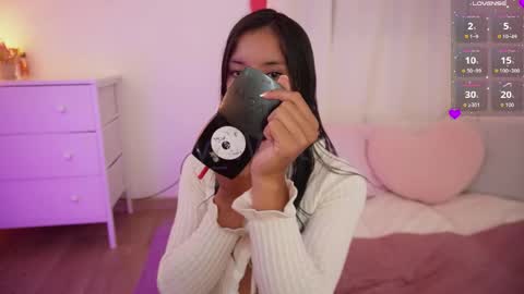Snapshot of aby_whitee chatting on 04.21.26 Aby online show from 04.21.26