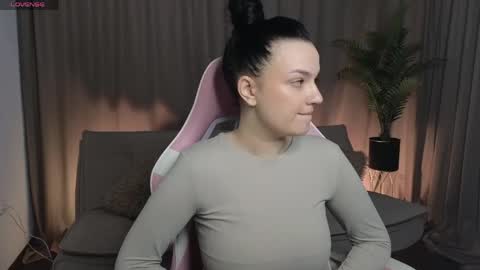 Snapshot of acelozora chatting on 04.14.26 acelozora online show from 04.14.26