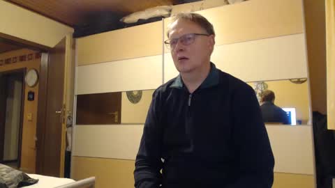 Snapshot of ach471 chatting on 02.04.25 ach471 online show from 02.04.25