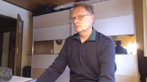 Snapshot of ach471 chatting on 02.12.25 ach471 online show from 02.12.25