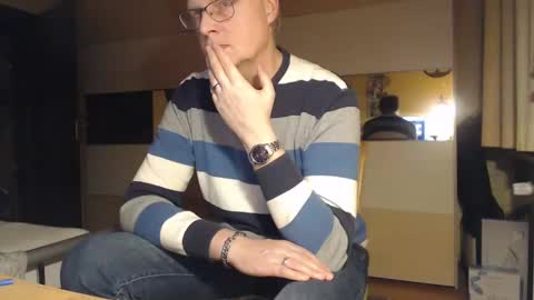 Snapshot of ach471 chatting on 02.25.25 ach471 online show from 02.25.25